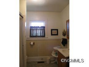 227 Westwood Place - Photo 14