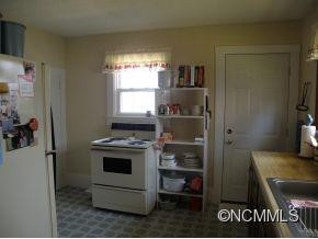 227 Westwood Place - Photo 10