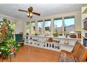 258 Camelot Drive - Photo 6