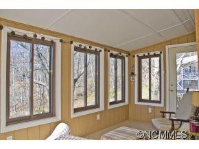 108 Jeanie Ave - Photo 24