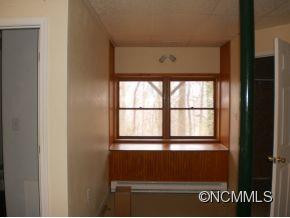 124 Pine Hill Drive - Photo 4