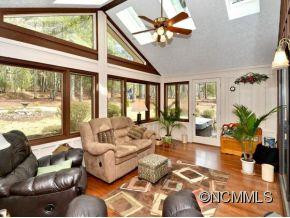 104 TURNER LANE - Photo 2