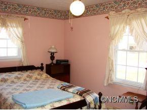 240 St. Johns Street - Photo 12