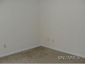 100 VISTA LAKE DRIVE 105 - Photo 3