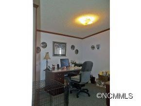 208 Riverwind Drive - Photo 14