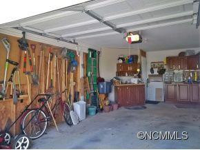 208 Riverwind Drive - Photo 19