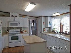 208 Riverwind Drive - Photo 6