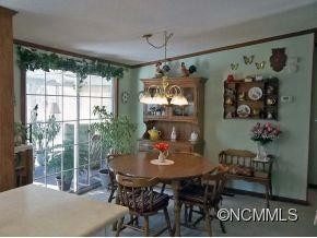 208 Riverwind Drive - Photo 9