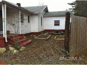 16 Jenkins Valley Road - Photo 2