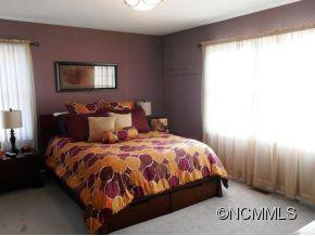 18 CAROLYN DRIVE - Photo 5