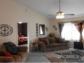 18 CAROLYN DRIVE - Photo 7