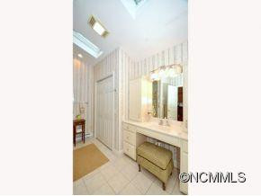 128 SILVER PINE DRIVE - Photo 11