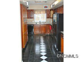 126 Caldonia - Photo 3