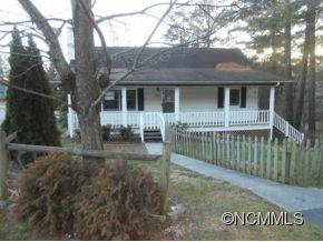 102 Edgewood Court