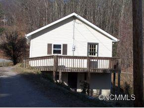 23 Lester Ln - Photo 2