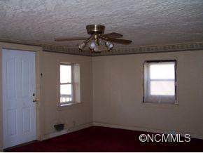 23 Lester Ln - Photo 5