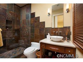 712 Craggyside Lane - Photo 16