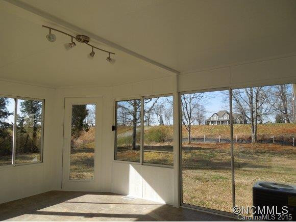 114 S. Woodleaf Rd - Photo 4