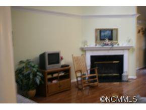 1014 Saddlebrook Drive - Photo 3