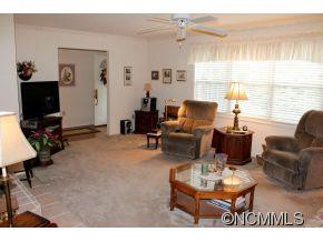 55 Cedar Creek Dr - Photo 3