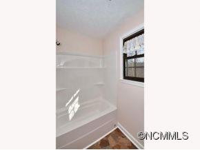 62 EAST PORTER ROAD - Photo 9