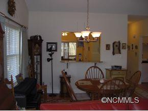 19 Fox Briar Drive - Photo 5