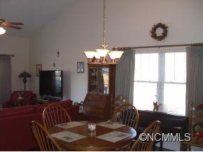 19 Fox Briar Drive - Photo 6
