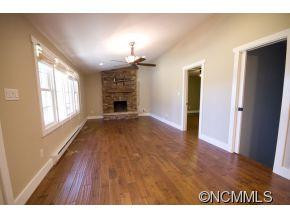 3 Leisure Ln - Photo 2