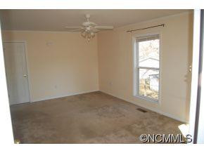 74 Goldmont Street - Photo 3