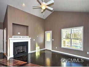 84 WEAVER VILLAGE WALK - Photo 4