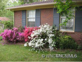 269 Foxcroft Drive - Photo 2