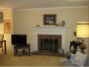 269 Foxcroft Drive - Photo 7