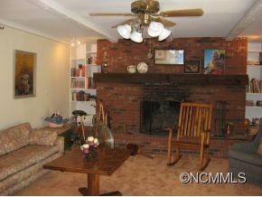 269 Foxcroft Drive - Photo 8