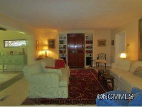 801 Golden Road - Photo 3