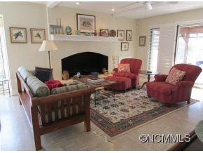 801 Golden Road - Photo 4