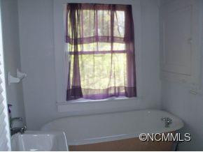 168 Ridgeway St - Photo 9