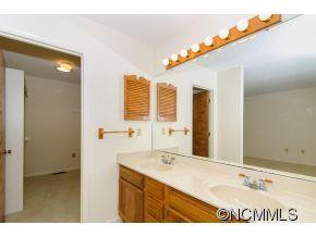 23 Cedarwood Trail #A - Photo 11