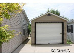 225 Fourth Street - Photo 3