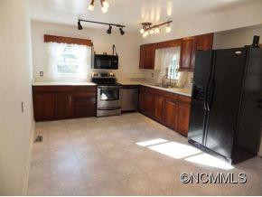 114 WHITE OAK EXT - Photo 5