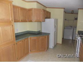 448 SASSAFRAS DRIVE - Photo 6