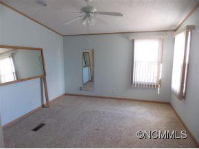 448 SASSAFRAS DRIVE - Photo 7
