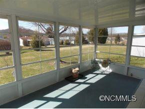 448 SASSAFRAS DRIVE - Photo 10
