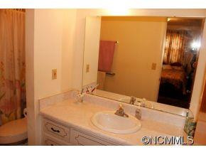 101 Oakwood Place Apt 2 - Photo 11
