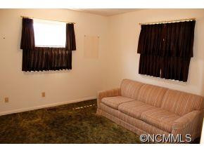 101 Oakwood Place Apt 2 - Photo 15