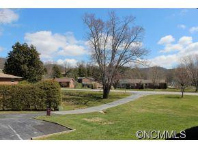 101 Oakwood Place Apt 2 - Photo 23