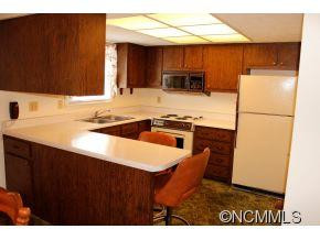 101 Oakwood Place Apt 2 - Photo 6
