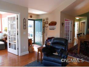 34 Craggy Vista Drive - Photo 2
