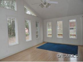 8 SOMERSET  ROAD - Photo 7