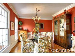 1033 Columbine Road - Photo 2