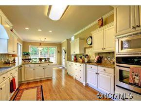 1033 Columbine Road - Photo 5